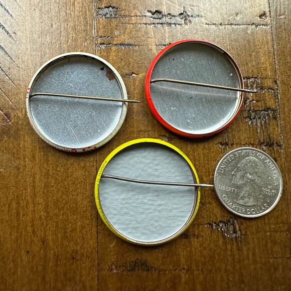 Vintage 1970's American Lung Association "Lungs At Work" 3 Pinback Button Lot - Picture 2 of 2